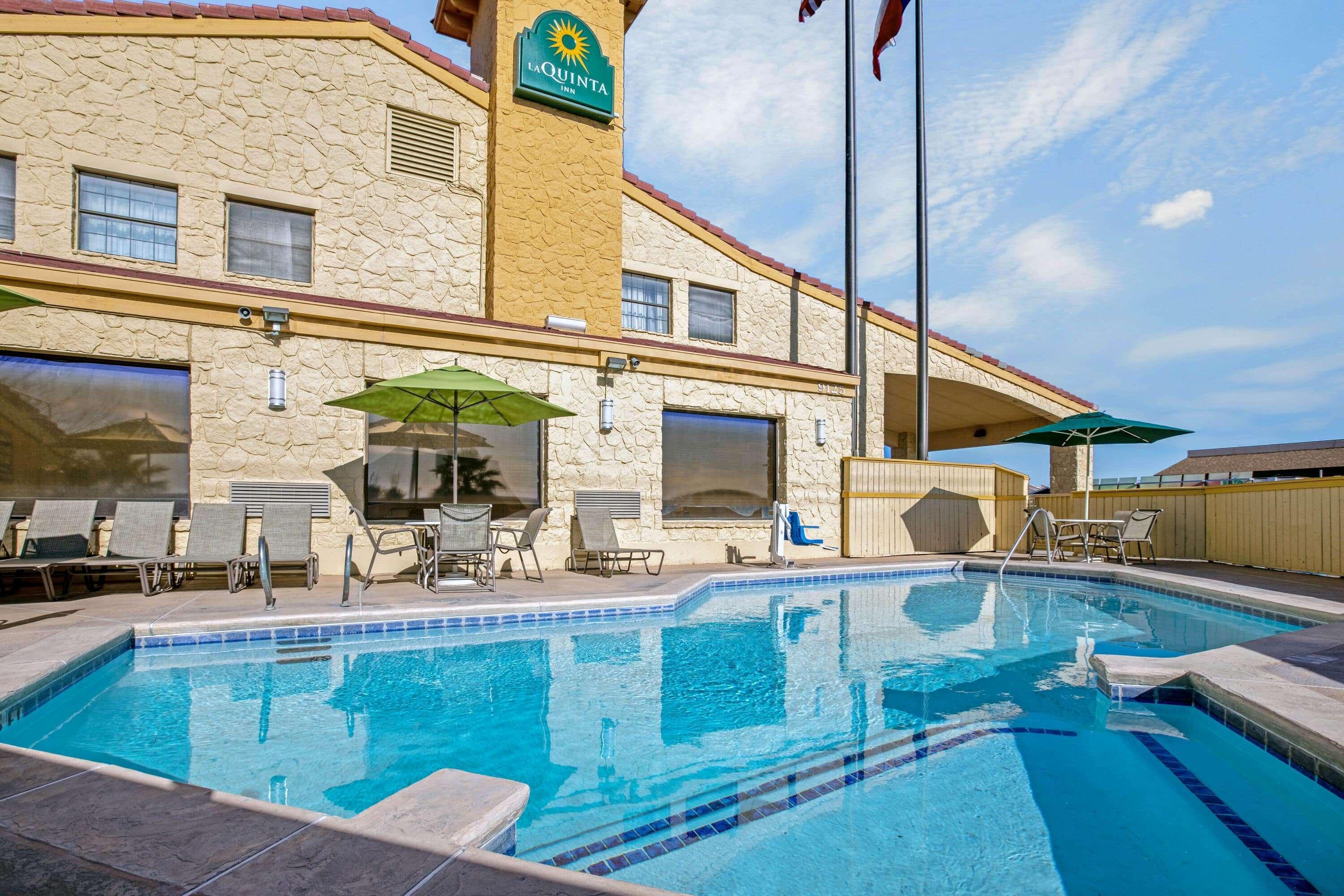 La Quinta Inn By Wyndham El Paso Cielo Vista Kültér fotó